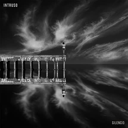 Carátula INTRUSO - Silencio