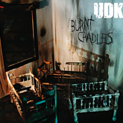 Carátula UDK - Burnt Cradles