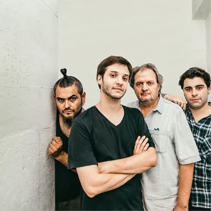 Carátula DESVALIJADOS - Volver