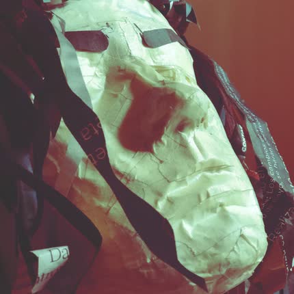 Carátula MORA LUCAY - Bestia