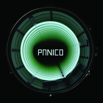 Carátula PANICO - Kick