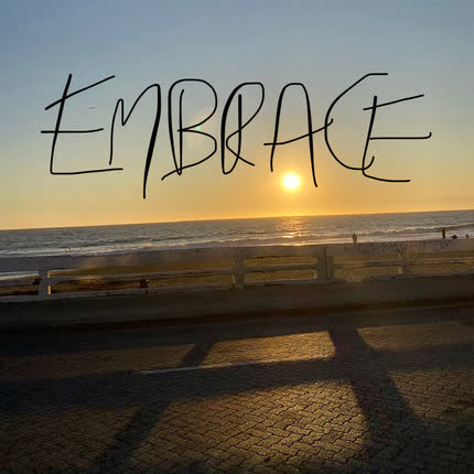 Carátula ZKM - Embrace
