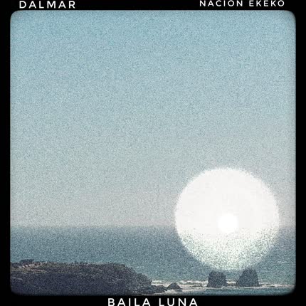 Carátula Baila Luna